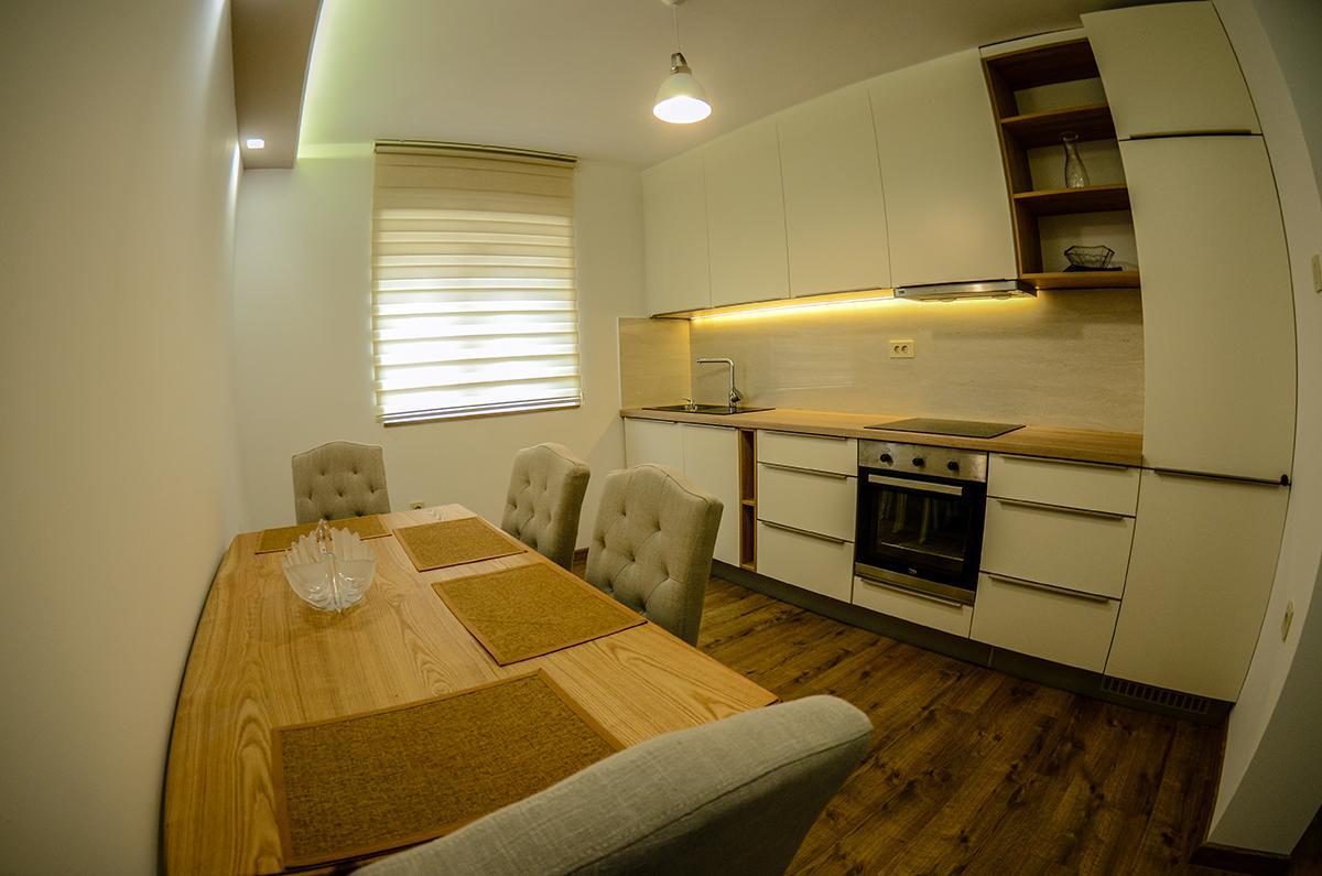 Luxury Two Bedroom Apartment Przno บุดวา ภายนอก รูปภาพ